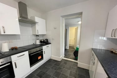 5 bed house, Belgrave Road, Mutley, Plymouth, PL47DR - Image 3